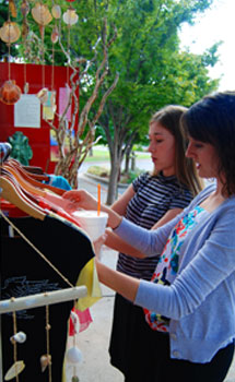 Paseo Arts District shopping